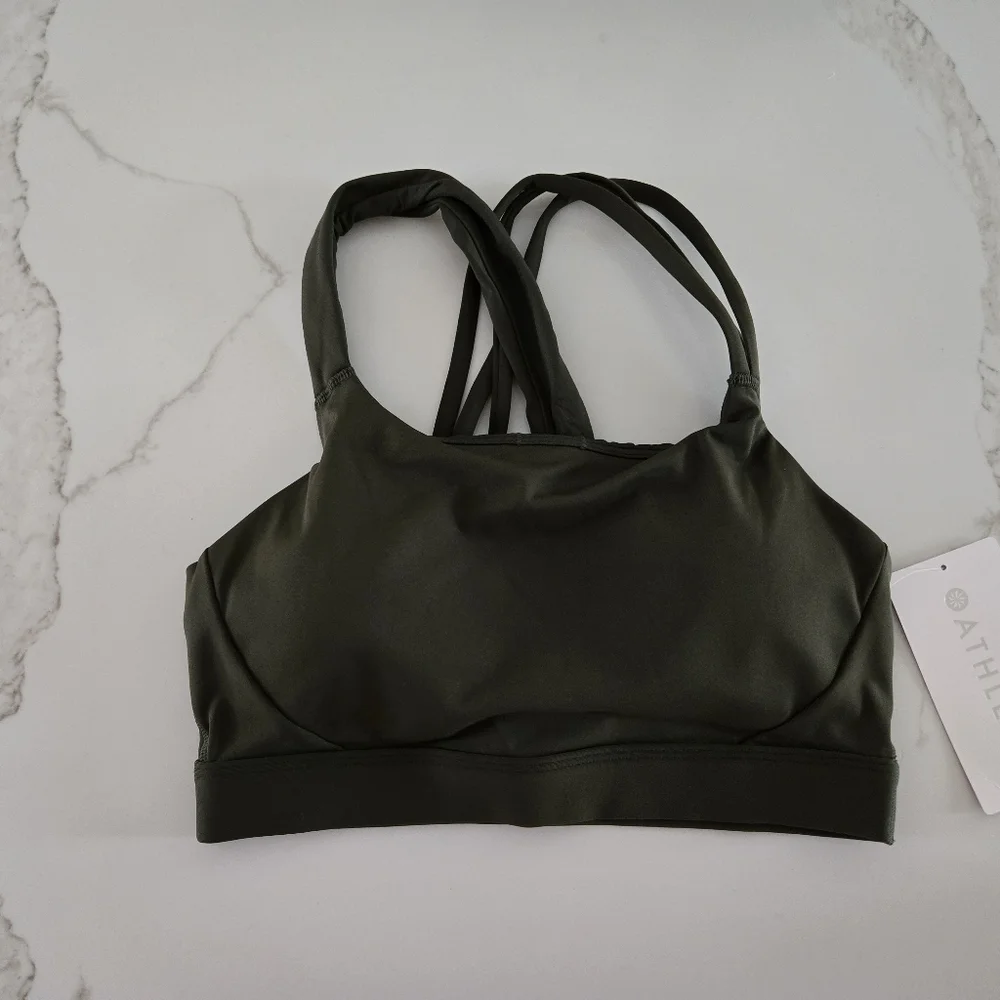 NWT Athleta Train Free Green Sports Bra